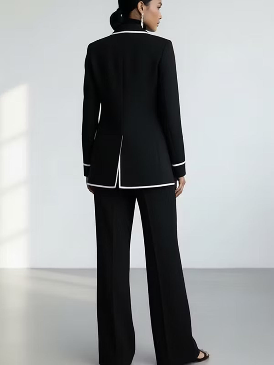Clementina | Conjunto Blazer y Pantalón con Ribetes en Contraste, Negro