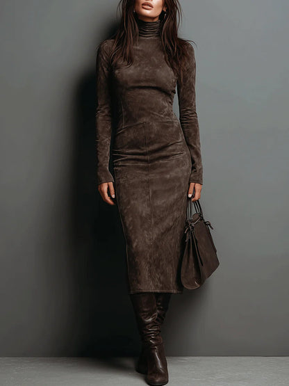 Fiorella | Vestido midi ajustado de cuello alto