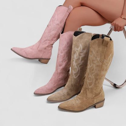 Valentina | Botas western bordadas de tacón bajo