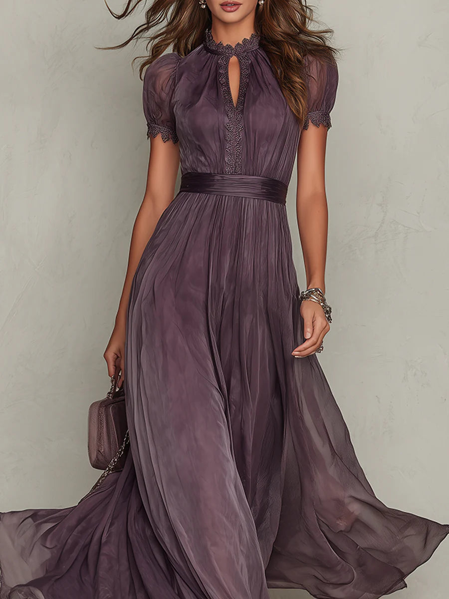 Prunelle · Vestido Maxi de Muselina Violeta con Cuello Corazón y Ribete de Encaje